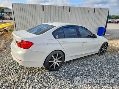 Trzecie zdjęcie samochodu z tyłu: 2013 BMW 328 I SULEV VIN:WBA3C1G58DNR47112 - miniatura