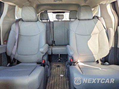Zdjęcie 10 z 13 samochodu: 2024 TOYOTA SIENNA XLE 7-PASSENGER VIN:5TDYSKFC7RS120155 - miniatura