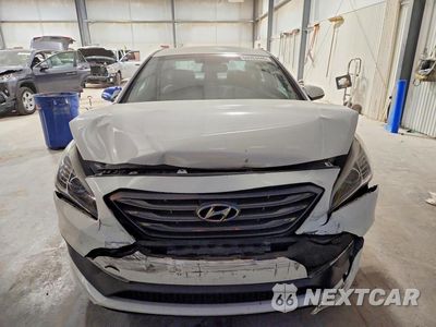 Piąte zdjęcie samochodu w środku: 2016 HYUNDAI SONATA SPORT VIN:5NPE34AF1GH432097 - miniatura