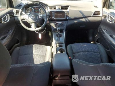 Zdjęcie 8 z 13 samochodu: 2019 NISSAN SENTRA SV VIN:3N1AB7AP4KY301370 - miniatura