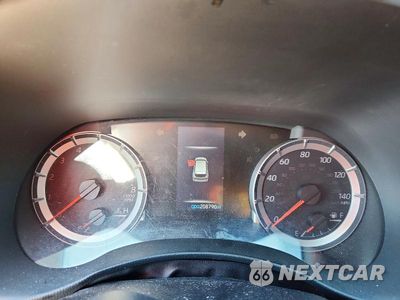 Zdjęcie 9 z 14 samochodu: 2021 TOYOTA HIGHLANDER L VIN:5TDCZRAH7MS050991 - miniatura