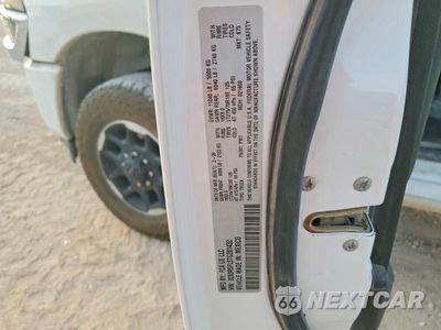 Zdjęcie 12 z 12 samochodu: 2026 RAM 2500 LARAMIE VIN:3C63R5FL5TG281432 - miniatura