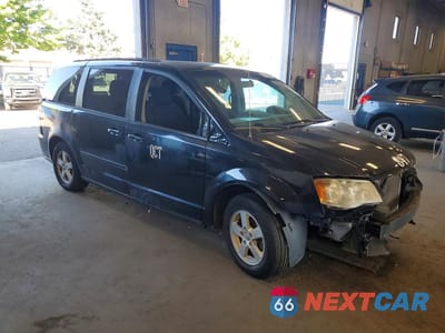 Czwarte zdjęcie samochodu z boku: 2013 DODGE GRAND CARAVAN SXT VIN:2C4RDGCG7DR523847 - miniatura