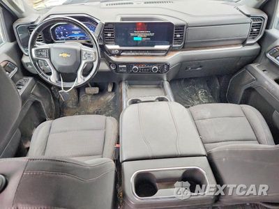 Zdjęcie 8 z 12 samochodu: 2024 CHEVROLET SILVERADO K3500 LT VIN:2GC4YTEYXR1102482 - miniatura