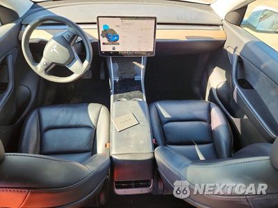 Zdjęcie 8 z 12 samochodu: 2021 TESLA MODEL Y VIN:5YJYGDEE4MF114312 - miniatura