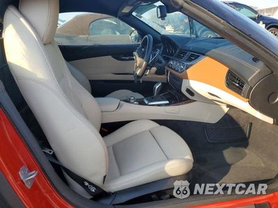 Zdjęcie 10 z 12 samochodu: 2016 BMW Z4 SDRIVE28I VIN:WBALL5C59G5A21130 - miniatura