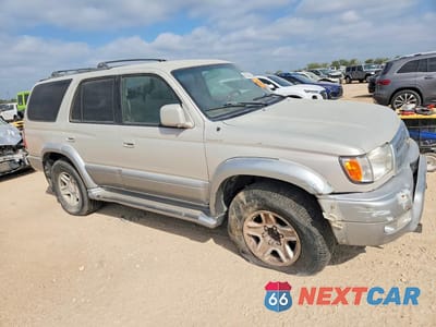 Czwarte zdjęcie samochodu z boku: 1999 TOYOTA 4RUNNER LIMITED VIN:JT3GN87RXX0108479 - miniatura