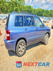Trzecie zdjęcie samochodu z tyłu: 2004 TOYOTA HIGHLANDER BASE VIN:JTEDP21A140024373 - miniatura