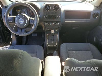 Zdjęcie 8 z 14 samochodu: 2015 JEEP PATRIOT SPORT VIN:1C4NJRBB7FD232439 - miniatura