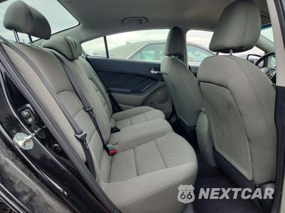 Zdjęcie 10 z 12 samochodu: 2015 KIA FORTE LX VIN:KNAFK4A64F5296194 - miniatura