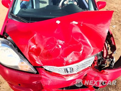 Zdjęcie 11 z 12 samochodu: 2010 HONDA FIT SPORT VIN:JHMGE8H49AC006710 - miniatura