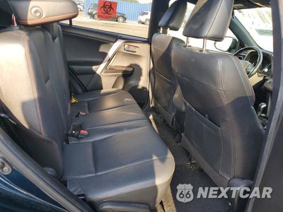 Zdjęcie 11 z 13 samochodu: 2017 TOYOTA RAV4 SE VIN:JTMJFREV0HJ716527 - miniatura