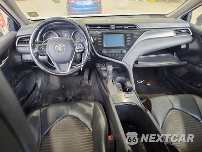 Zdjęcie 8 z 12 samochodu: 2019 TOYOTA CAMRY L VIN:4T1B11HK8KU798093 - miniatura
