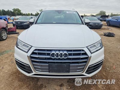 Piąte zdjęcie samochodu w środku: 2019 AUDI Q5 PREMIUM PLUS VIN:WA1BNAFY1K2126852 - miniatura
