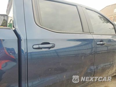 Zdjęcie 10 z 13 samochodu: 2022 CHEVROLET SILVERADO K1500 LT-L VIN:3GCPDKEK6NG627880 - miniatura