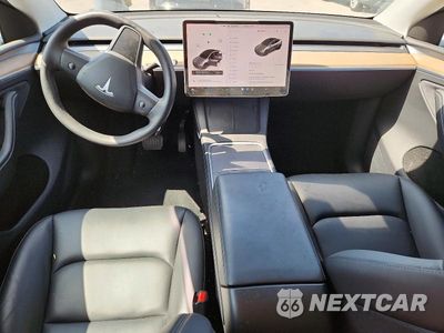 Zdjęcie 8 z 12 samochodu: 2024 TESLA MODEL Y VIN:7SAYGDEE8RA293980 - miniatura
