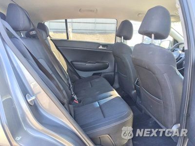 Zdjęcie 10 z 12 samochodu: 2017 KIA SPORTAGE LX VIN:KNDPM3AC4H7078992 - miniatura