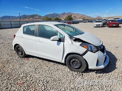 Czwarte zdjęcie samochodu z boku: 2015 TOYOTA YARIS 5-DOOR L VIN:VNKKTUD39FA041460 - miniatura