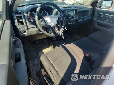 Zdjęcie 8 z 12 samochodu: 2020 RAM 1500 CLASSIC TRADESMAN VIN:3C6JR6DT0LG170464 - miniatura