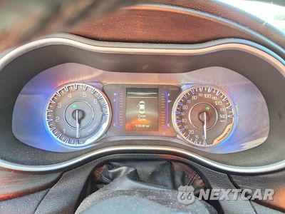 Zdjęcie 9 z 12 samochodu: 2015 CHRYSLER 200 LIMITED VIN:1C3CCCAB9FN677599 - miniatura