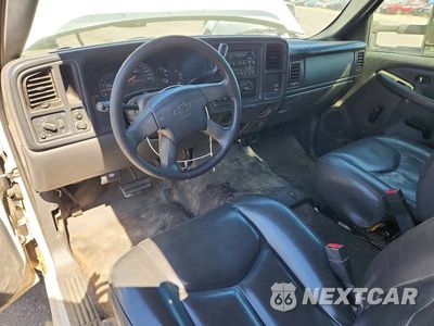 Zdjęcie 8 z 12 samochodu: 2005 CHEV SILVERADO 3500 CREW VIN:1GCJC39U15E206795 - miniatura