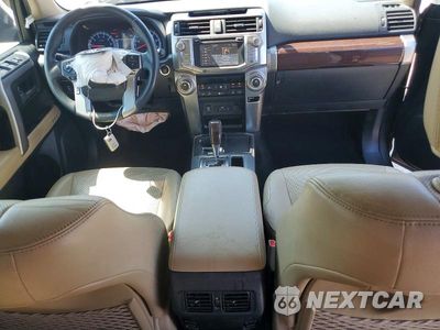Zdjęcie 8 z 13 samochodu: 2016 TOYOTA 4RUNNER LIMITED VIN:JTEZU5JR0G5122503 - miniatura
