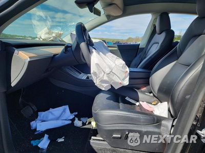 Zdjęcie 7 z 12 samochodu: 2023 TESLA MODEL Y VIN:7SAYGDEE0PA184183 - miniatura