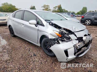 Czwarte zdjęcie samochodu z boku: 2013 TOYOTA PRIUS THREE VIN:JTDKN3DU8D5661809 - miniatura