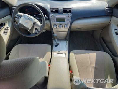 Zdjęcie 8 z 12 samochodu: 2010 TOYOTA CAMRY LE VIN:4T1BF3EK3AU026729 - miniatura