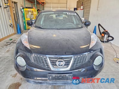 Piąte zdjęcie samochodu w środku: 2013 NISSAN JUKE S VIN:JN8AF5MR0DT223642 - miniatura