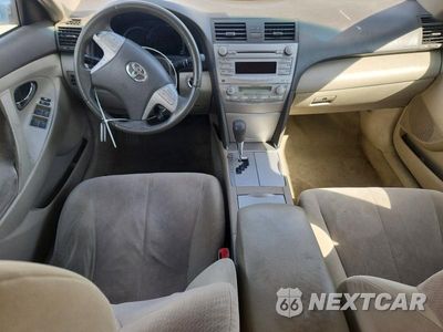 Zdjęcie 8 z 13 samochodu: 2010 TOYOTA CAMRY HYBRID VIN:4T1BB3EK9AU125826 - miniatura