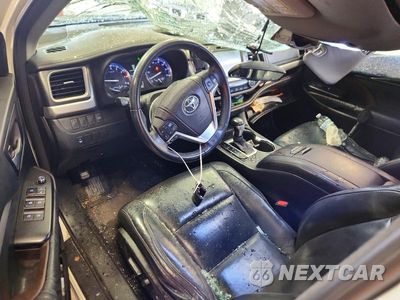 Zdjęcie 8 z 12 samochodu: 2014 TOYOTA HIGHLANDER XLE VIN:5TDKKRFH0ES029829 - miniatura