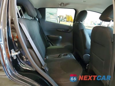 Zdjęcie 10 z 12 samochodu: 2020 CHEVROLET SPARK 1LT VIN:KL8CD6SA9LC456553 - miniatura