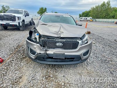 Piąte zdjęcie samochodu w środku: 2016 KIA SORENTO LX VIN:5XYPGDA30GG132996 - miniatura