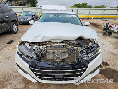 Piąte zdjęcie samochodu w środku: 2022 HONDA ACCORD LX VIN:1HGCV1F16NA033382 - miniatura