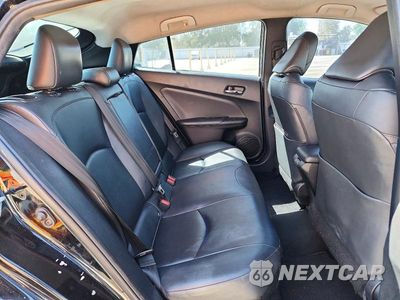 Zdjęcie 10 z 12 samochodu: 2019 TOYOTA PRIUS XLE VIN:JTDKARFU4K3073281 - miniatura