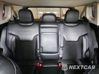 Zdjęcie 10 z 13 samochodu: 2018 JEEP COMPASS LATITUDE VIN:3C4NJDBB1JT337645 - miniatura