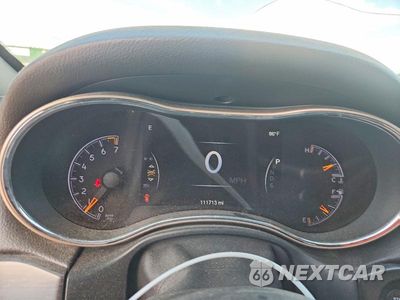 Zdjęcie 9 z 13 samochodu: 2014 JEEP GRAND CHEROKEE LIMITED VIN:1C4RJFBG4EC422733 - miniatura