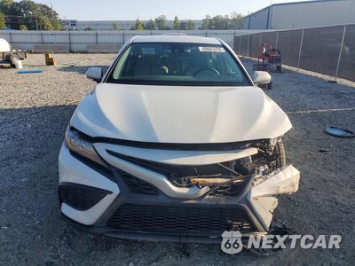 Piąte zdjęcie samochodu w środku: 2022 TOYOTA CAMRY SE VIN:4T1G11AK6NU064914 - miniatura