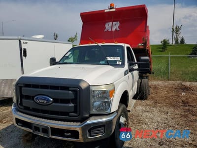 2015 FORD F350 SUPER DUTY DUMP TRUCK 1FDRF3H69FEB00315 - główne zdjęcie licytacji z USA - miniatura