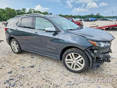 Czwarte zdjęcie samochodu z boku: 2018 CHEVROLET EQUINOX PREMIER VIN:3GNAXNEX4JS504197 - miniatura