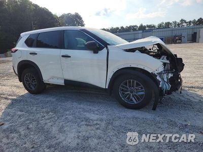 Czwarte zdjęcie samochodu z boku: 2023 NISSAN ROGUE S VIN:5N1BT3AA3PC911212 - miniatura