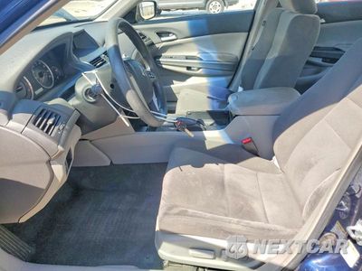 Zdjęcie 7 z 12 samochodu: 2009 HONDA ACCORD EX VIN:1HGCP26769A098954 - miniatura