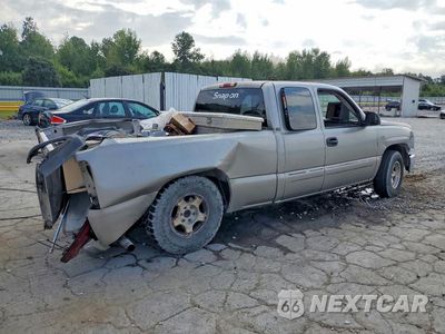 Trzecie zdjęcie samochodu z tyłu: 2003 CHEVROLET SILVERADO C1500 VIN:2GCEC19T031286263 - miniatura