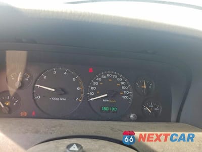 Zdjęcie 9 z 13 samochodu: 2002 JEEP GRAND CHEROKEE LAREDO VIN:1J4GW48S72C227739 - miniatura