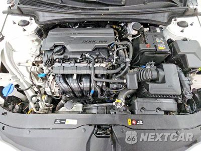 Zdjęcie 11 z 12 samochodu: 2025 HYUNDAI ELANTRA LIMITED VIN:KMHLP4DG5SU924657 - miniatura
