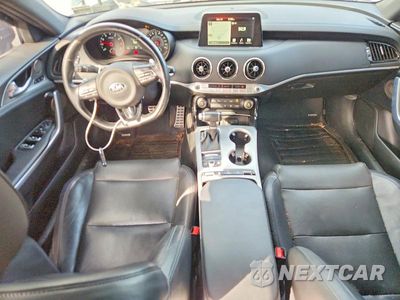 Zdjęcie 8 z 12 samochodu: 2018 KIA STINGER GT1 VIN:KNAE45LC5J6029941 - miniatura