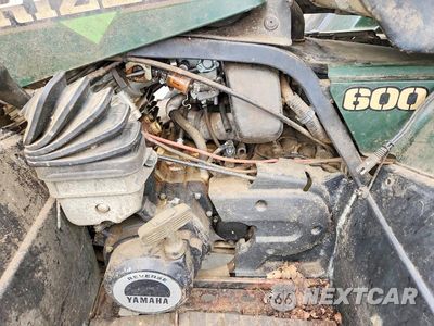 Zdjęcie 7 z 10 samochodu: 2002 YAMAHA GRIZZLY 600 ATV VIN:JY4AJ01W6WA015818 - miniatura