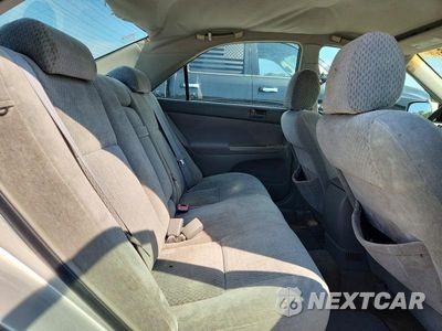 Zdjęcie 10 z 12 samochodu: 2004 TOYOTA CAMRY LE VIN:4T1BE32K84U905235 - miniatura