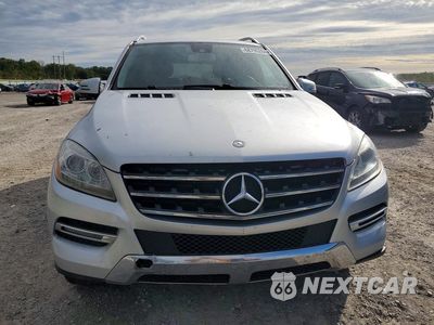 Piąte zdjęcie samochodu w środku: 2013 MERCEDES-BENZ ML 350 4MATIC VIN:4JGDA5HB9DA223375 - miniatura